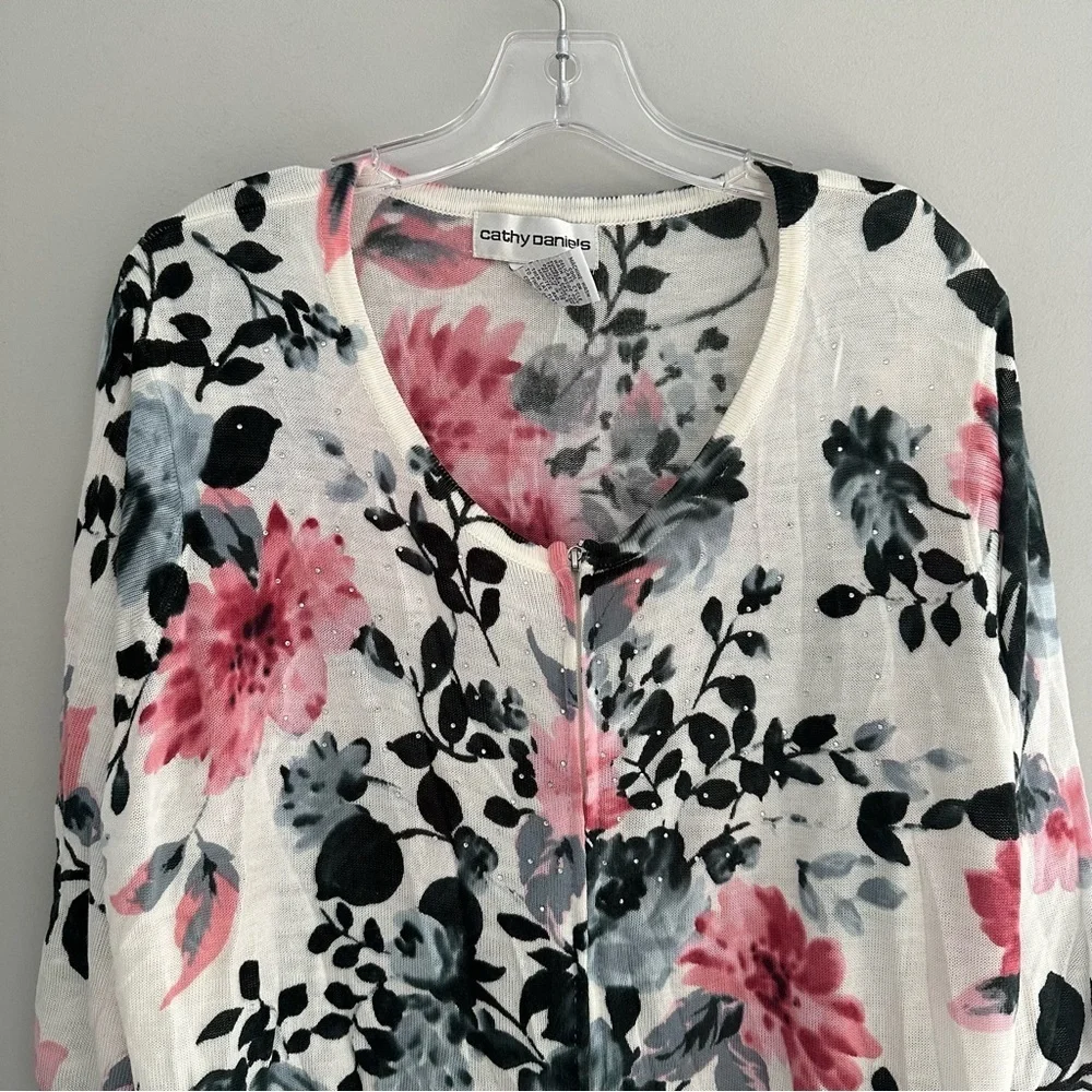 NWT Cathy Daniels Zip Front White Coral Gem Cardigan Sweater - Picture 5 of 6